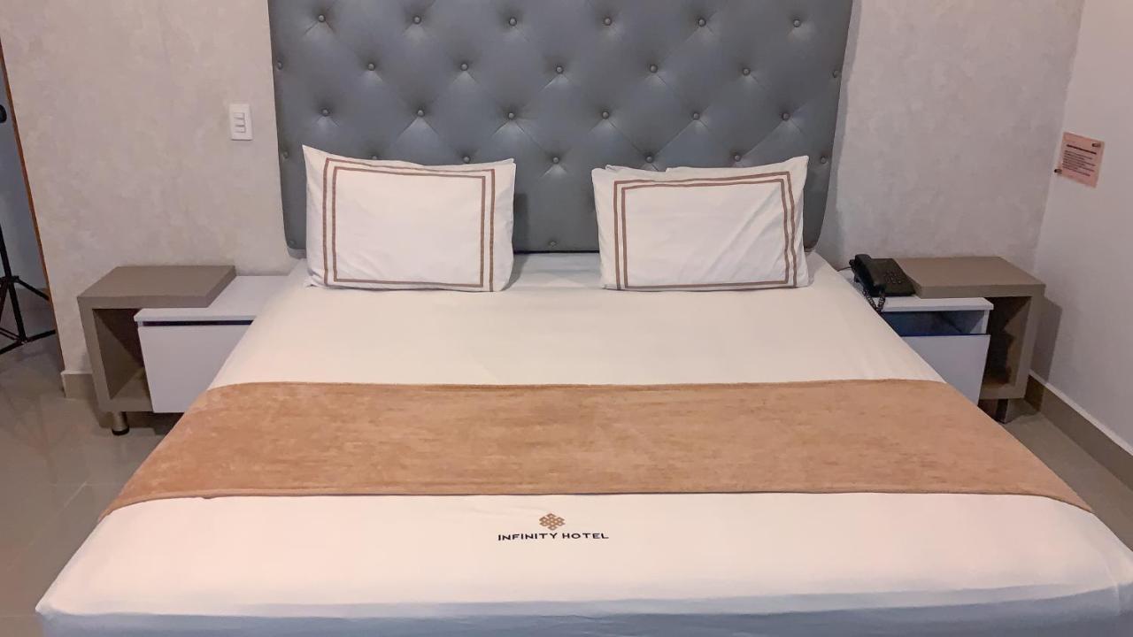Infinity Hotel メデジン エクステリア 写真